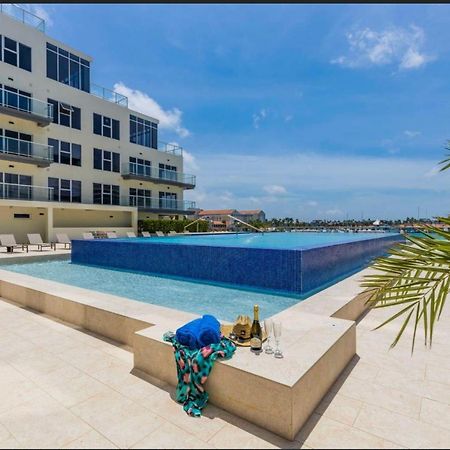 Ocean View Condo Overlooking The Caribbean Sea Oranjestad Luaran gambar