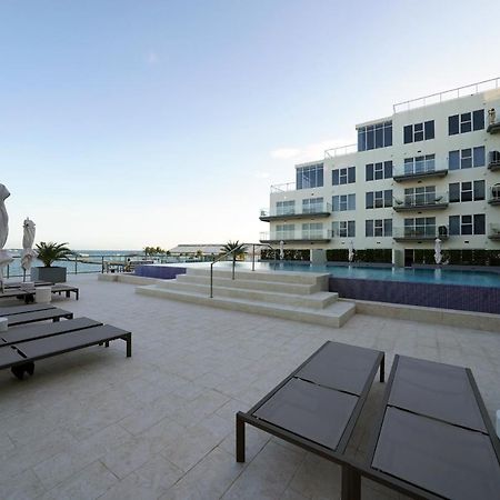 Ocean View Condo Overlooking The Caribbean Sea Oranjestad Luaran gambar